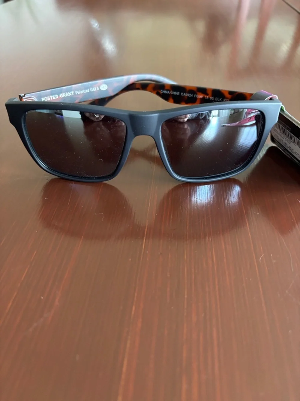 Foster Grant TruPolar Polarized 100% UVA-UVB,black/brown frame,black mirror lens